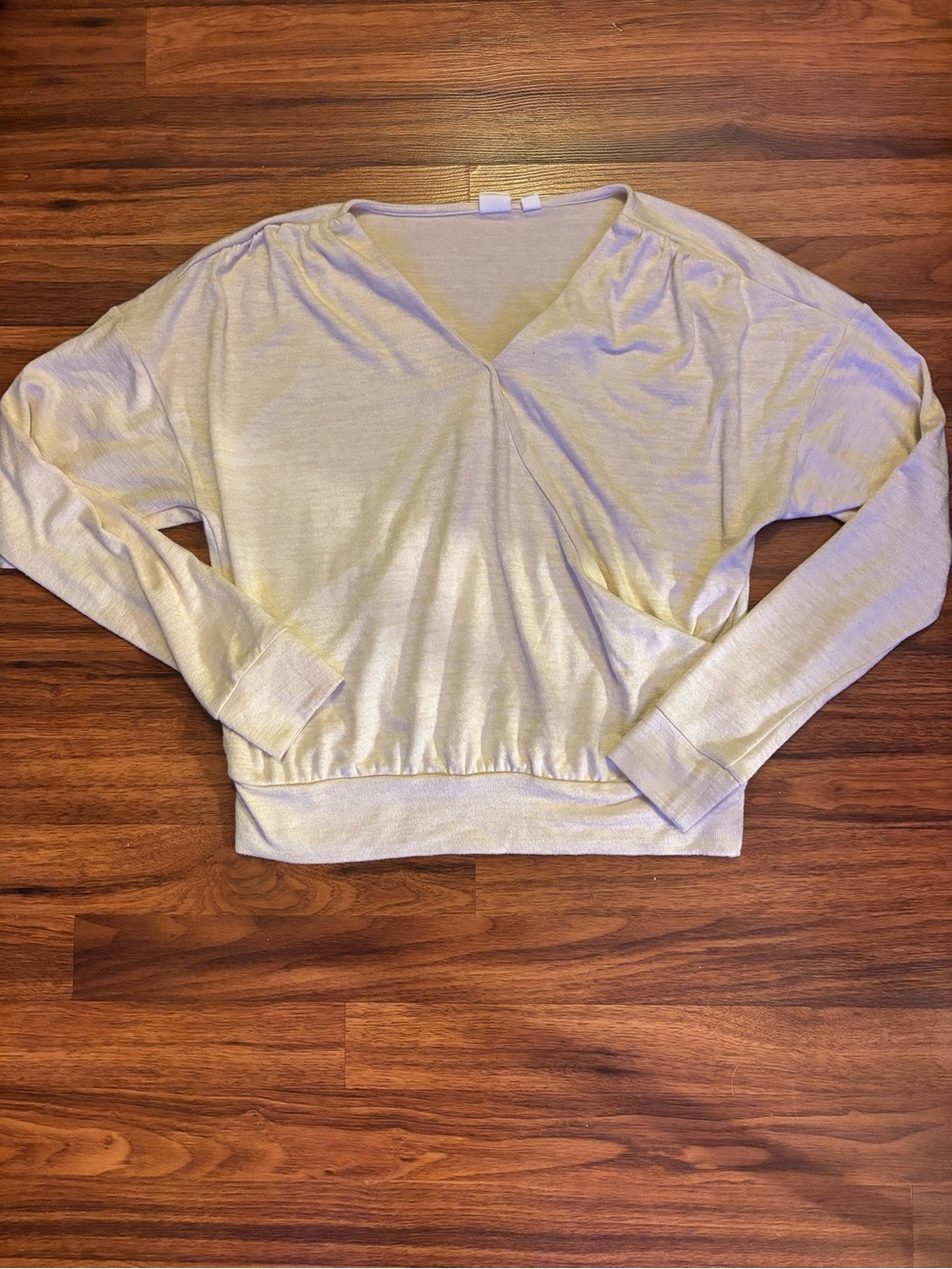 Gap Women’s Cream Front Wrap Knit Pullover Shirt V-Neck Dolman Sleeve Size XS